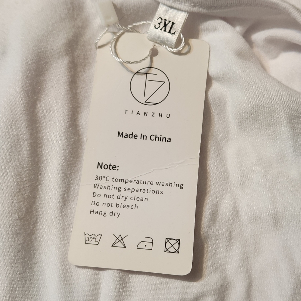 TIANZMU Elegant White V-Neck Women's Top 3X - Picture 6 of 9